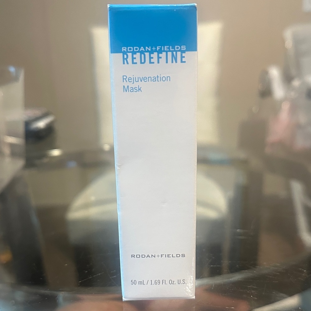 Rodan + Fields Rejuvenation Mask - Blue and White